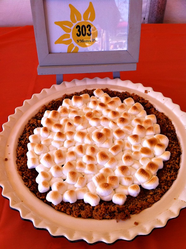 S'Mores Pie 7.JPG