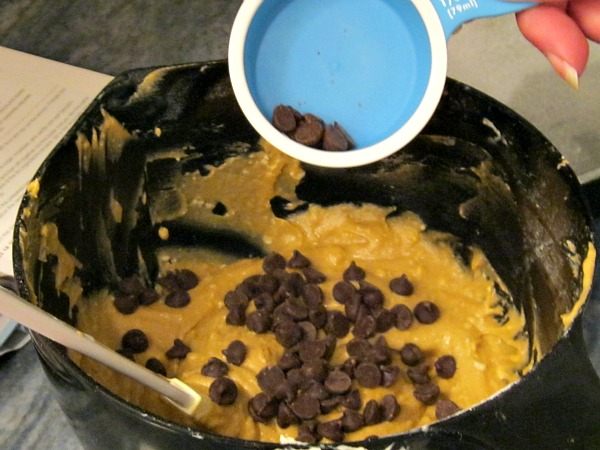 Chocolate Chip Blondies 3