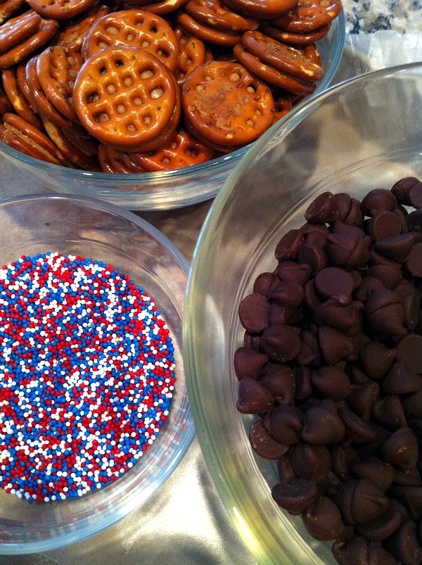 Chocolate Covered Peanut Butter Pretzels RecipeBoy