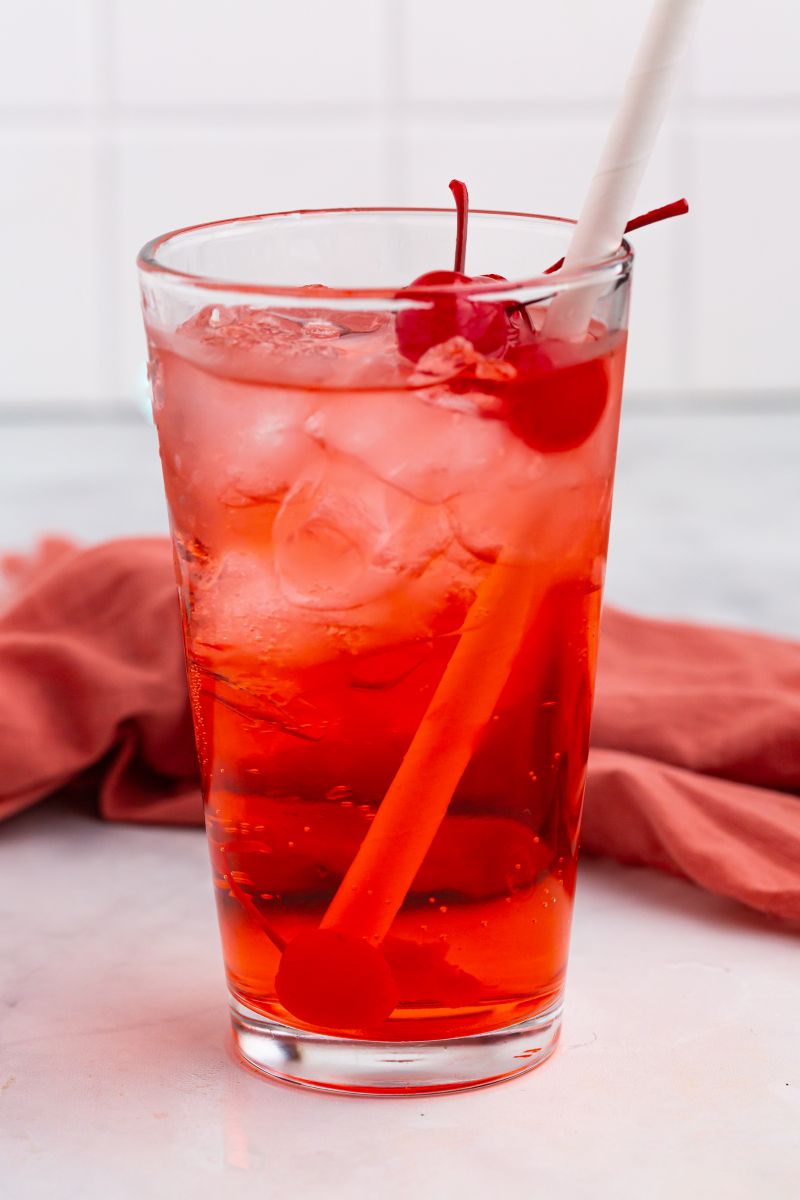 How to Make a Shirley Temple - Recipe Boy