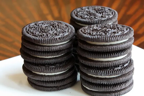 stacks of oreos