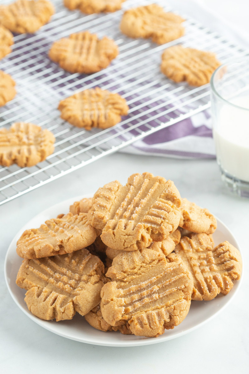 white plate of peanut butter cookies