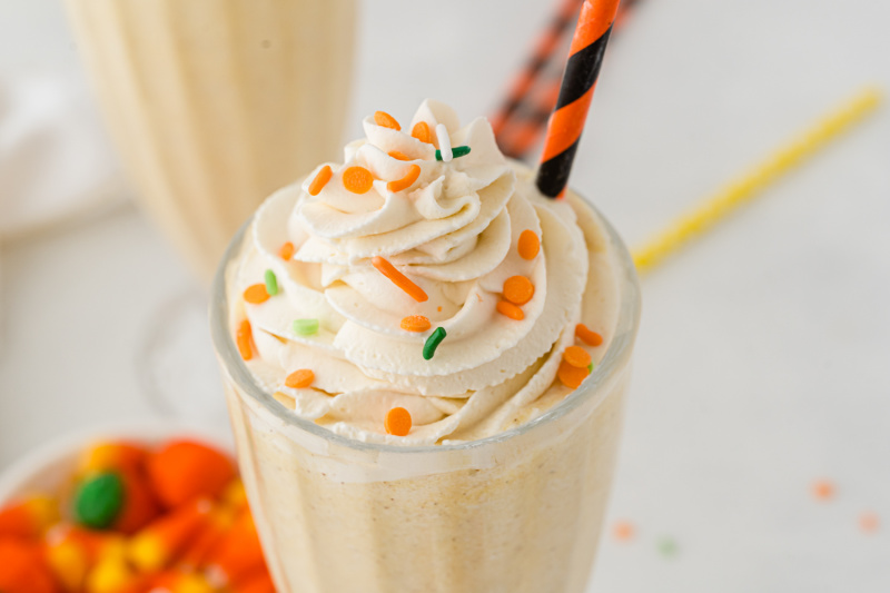 Pumpkin Pie Milkshake [www.recipeboy.com]