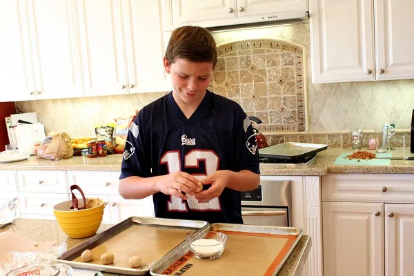 brooks the recipeboy making cookies in the kitchen