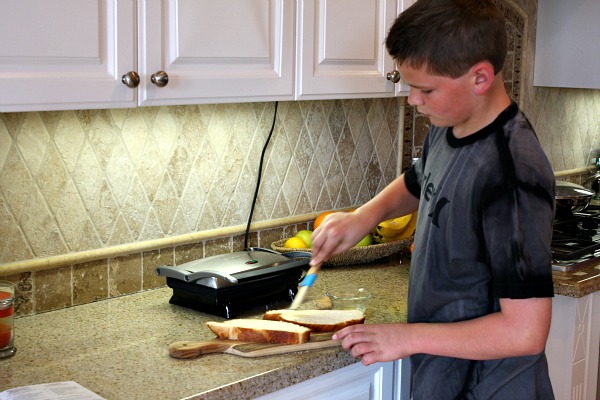 making Strawberry Nutella Panini