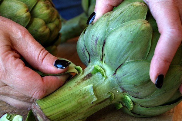 How to Prepare Artichokes