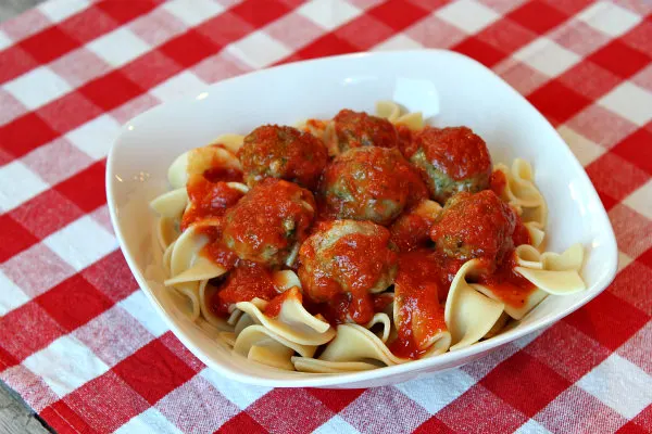 Turkey- Pesto Meatballs - Recipe Boy