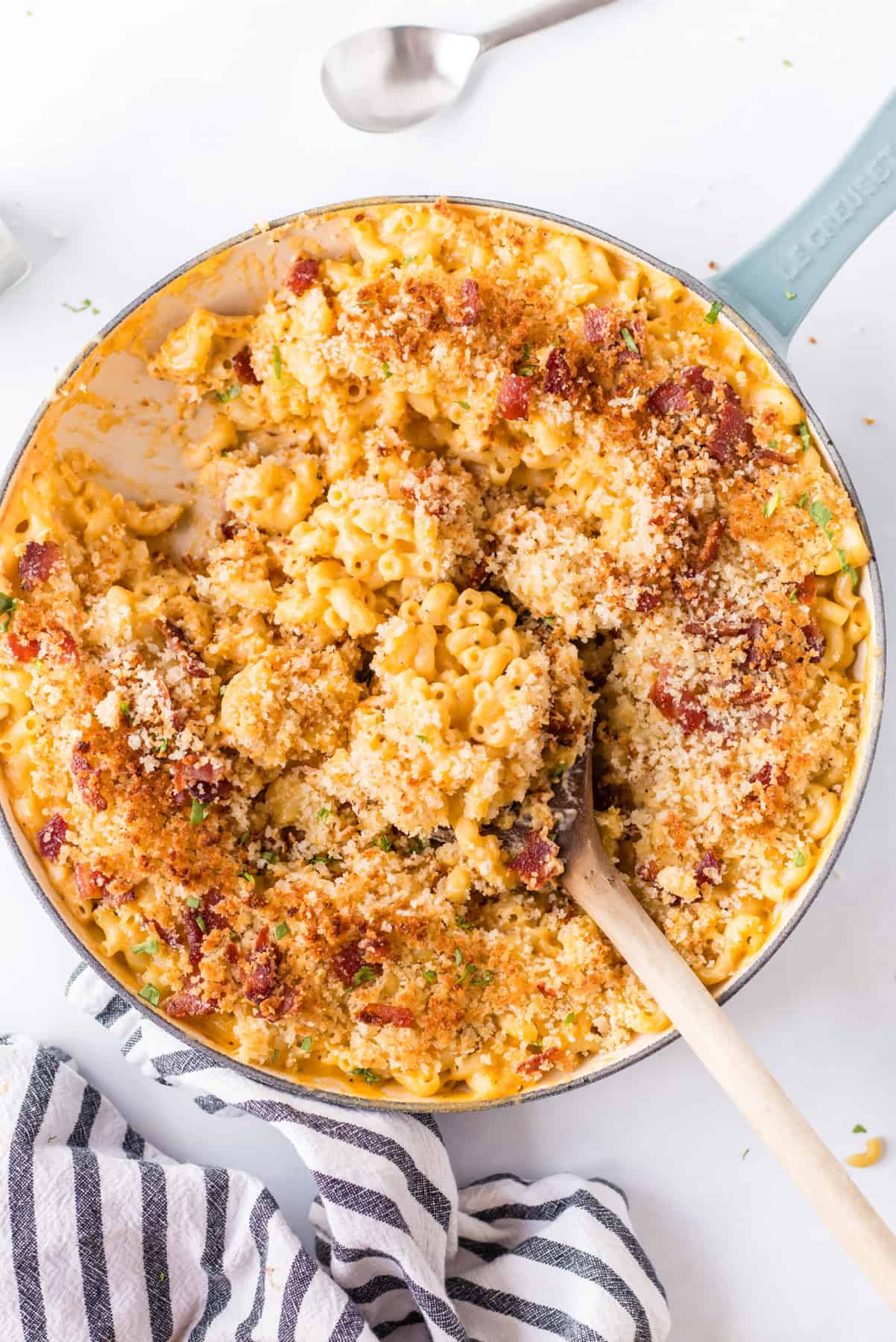 skillet macaroni and cheese with spoon