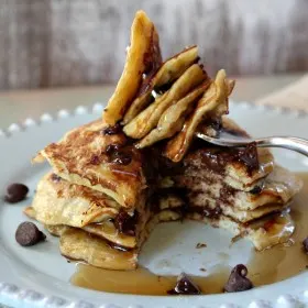 4 Ingredient Chocolate Chip Pancakes