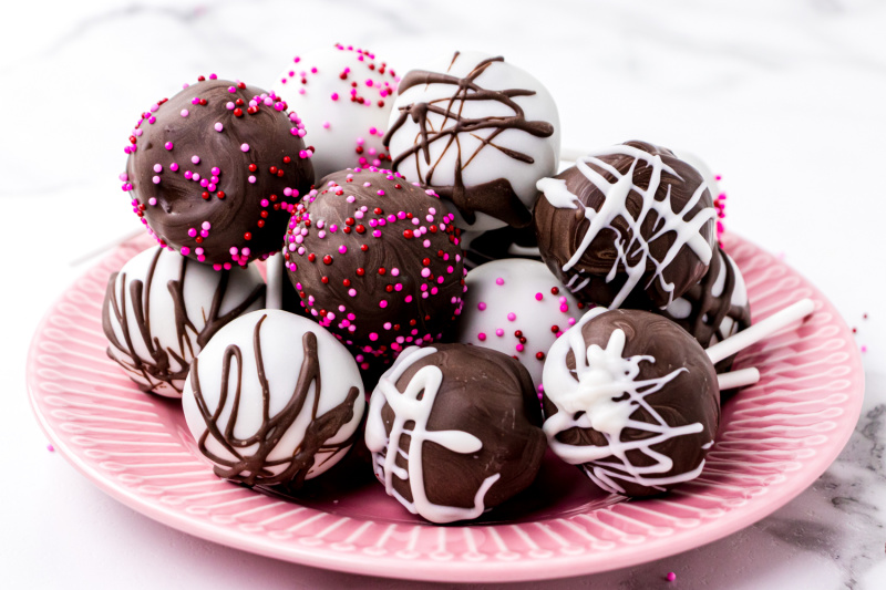 Red Velvet Cake Pops Recipe Girl