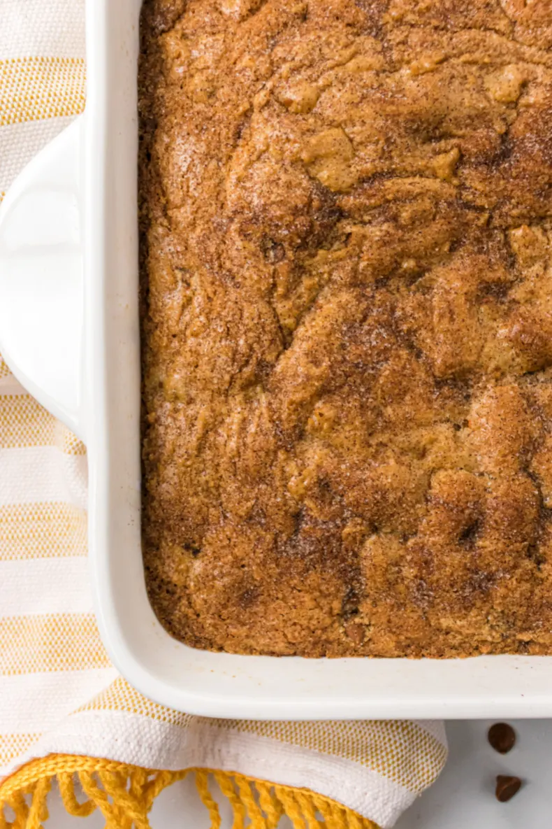 snickerdoodle blondies in a white baking dish