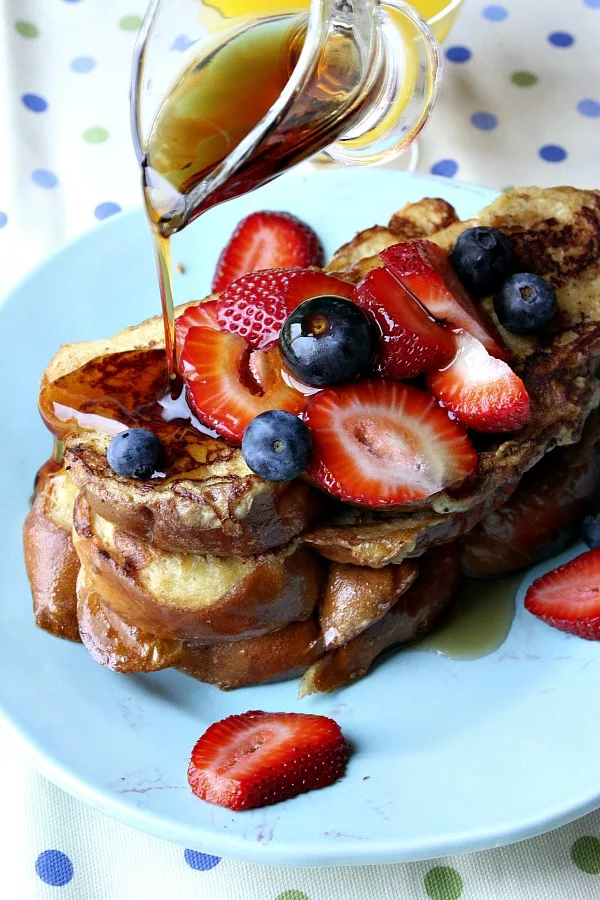 Vanilla Brown Sugar French Toast with Berries and Syrup