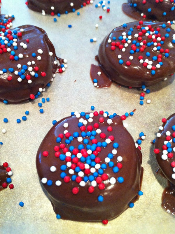 Chocolate Covered Peanut Butter Pretzels