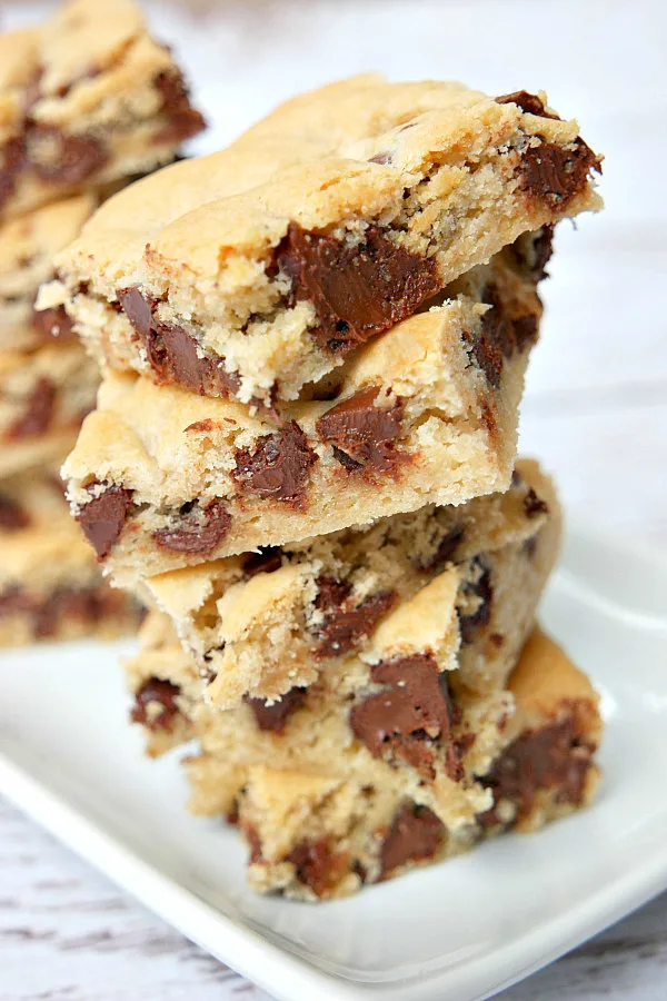 Easy Chocolate Chip Cookie Bars