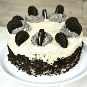 Cookies and Cream Cake