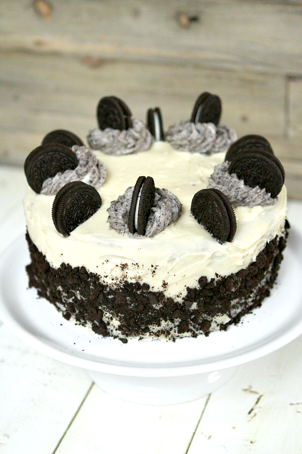 Cookies and Cream Cake Recipe - RecipeBoy.com