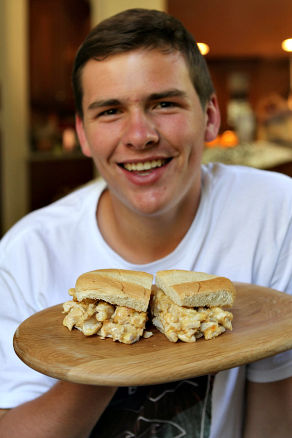 RecipeBoy Chicken Cheese Steak