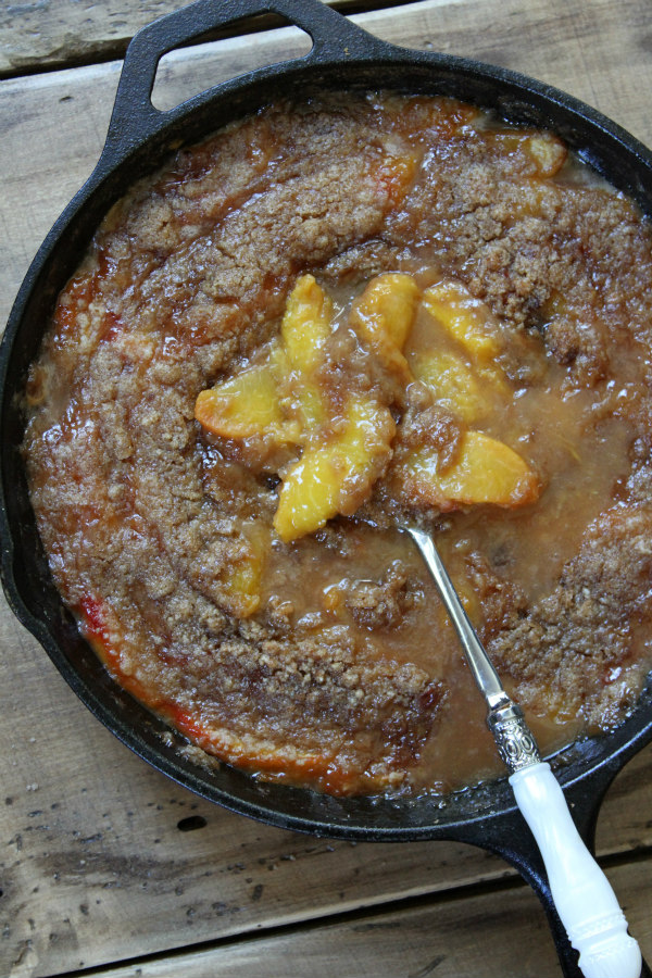 Georgia Peach Crisp - recipe from RecipeBoy.com