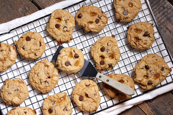 Salted Caramel Chocolate Chip Cookies recipe - from RecipeBoy.com