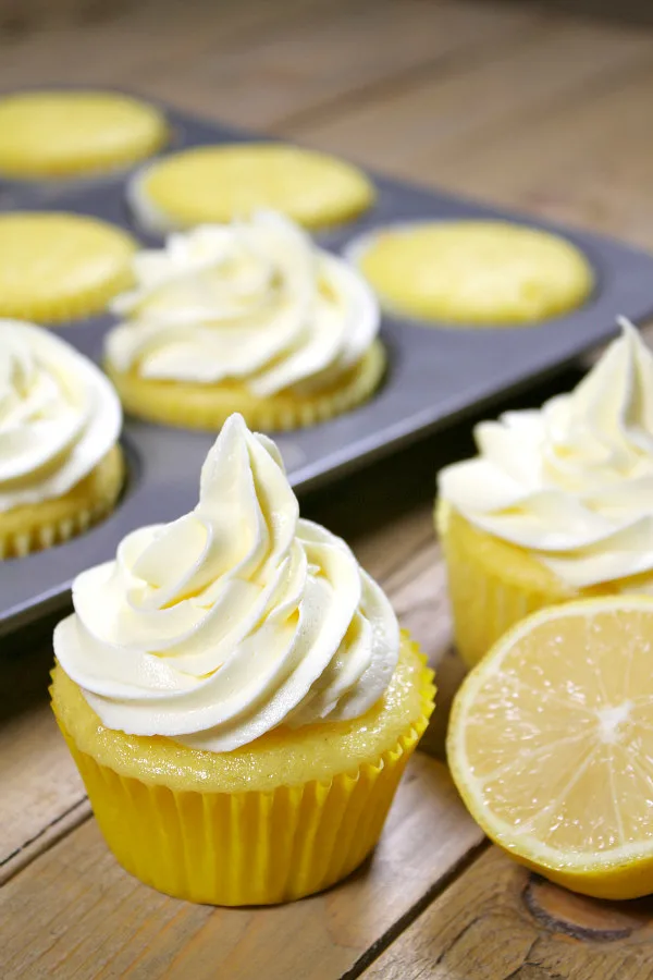 Lemon Cupcakes with Lemon Buttercream