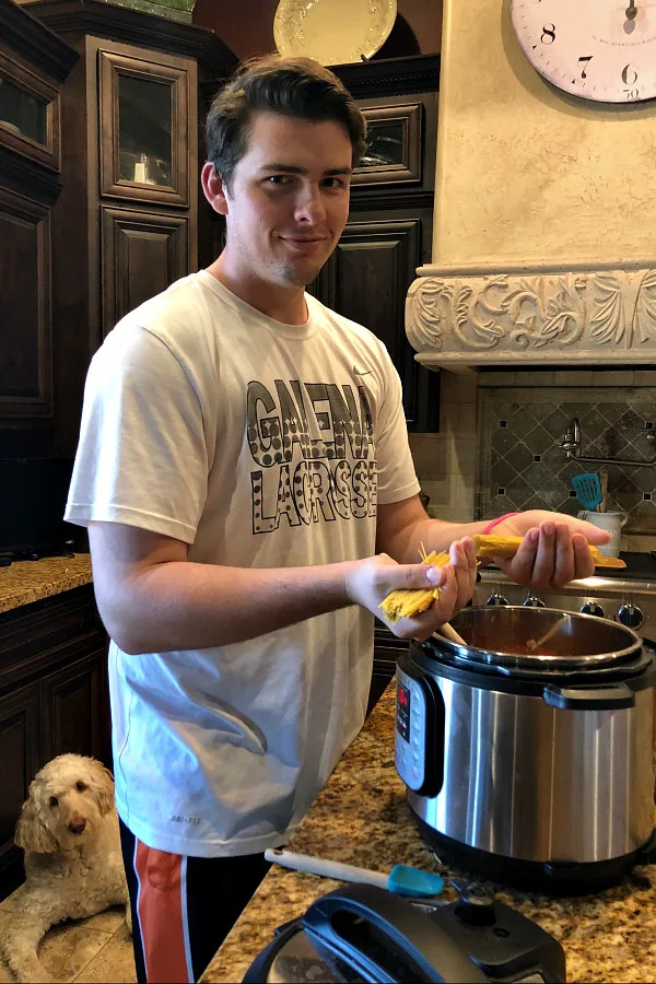 RecipeBoy making Instant Pot Spaghetti with Meat Sauce