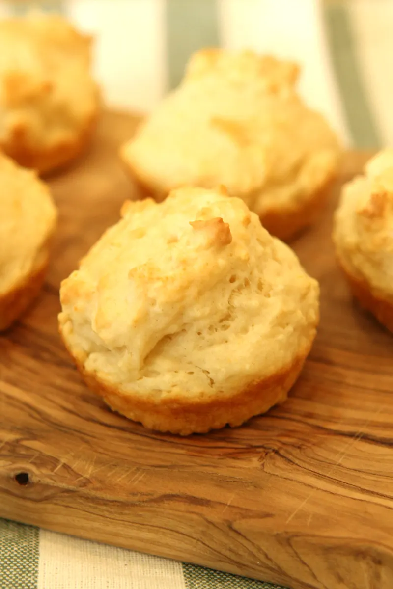 No Yeast Dinner Rolls sitting on cutting board