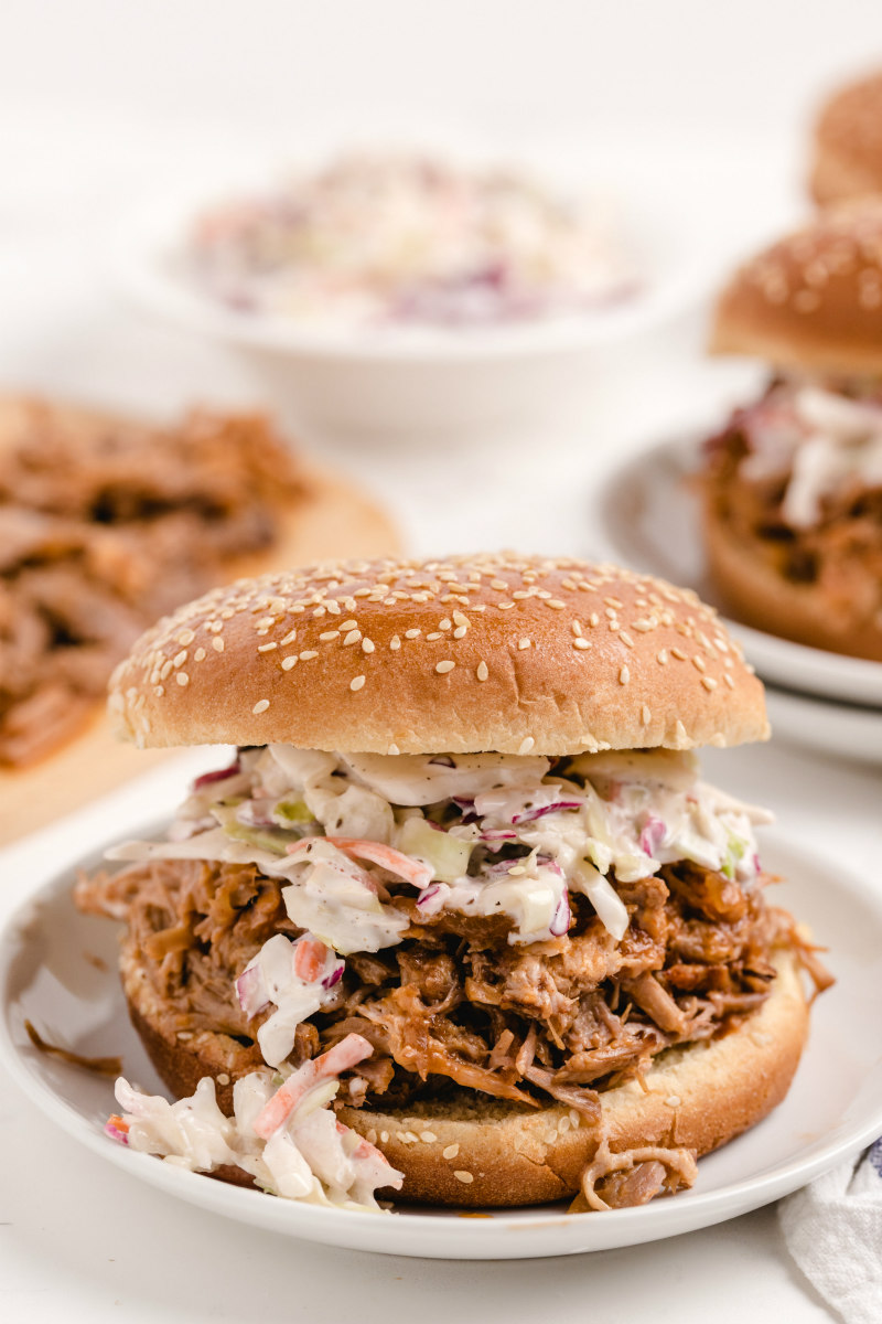 pulled pork sandwich with cole slaw