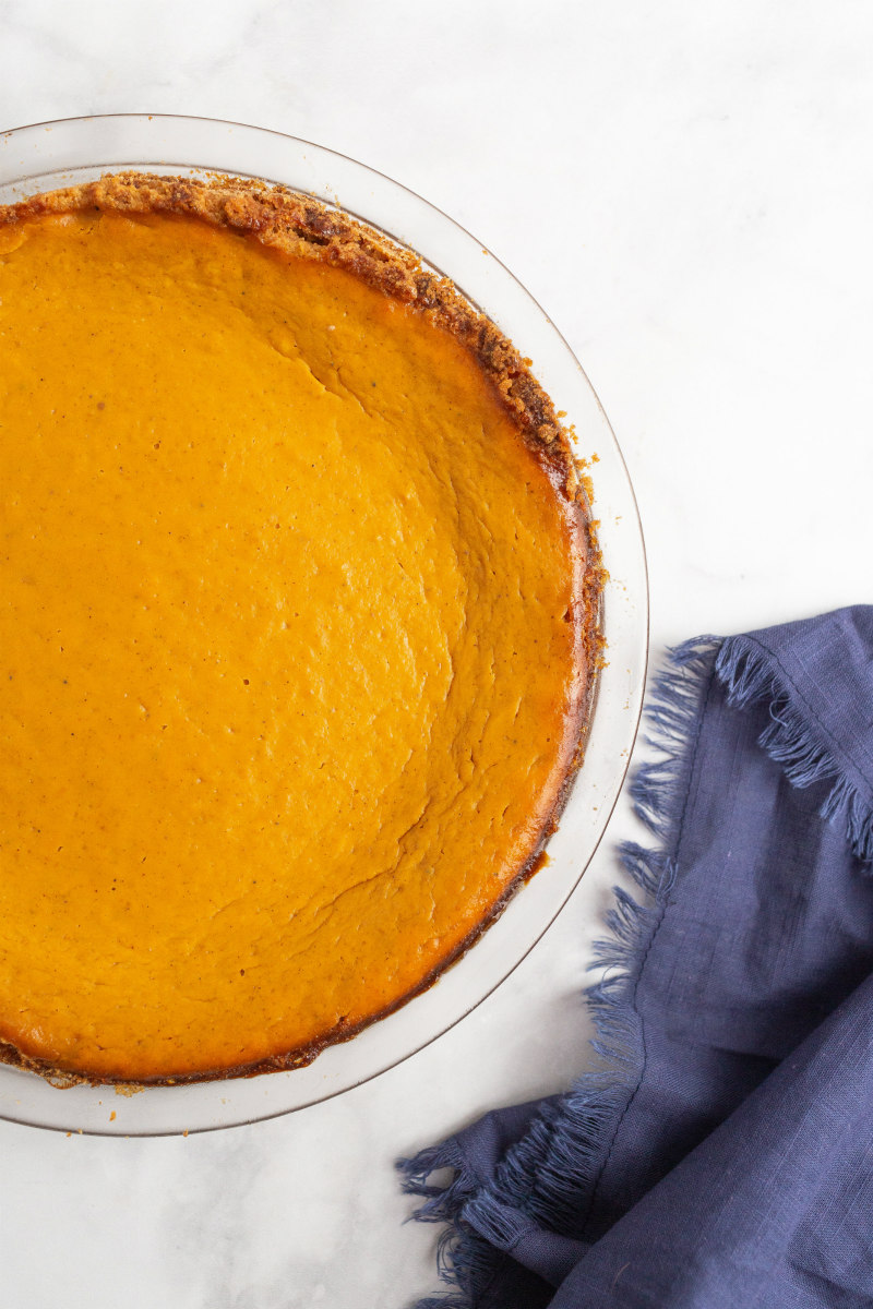 pumpkin pie in a glass pie plate