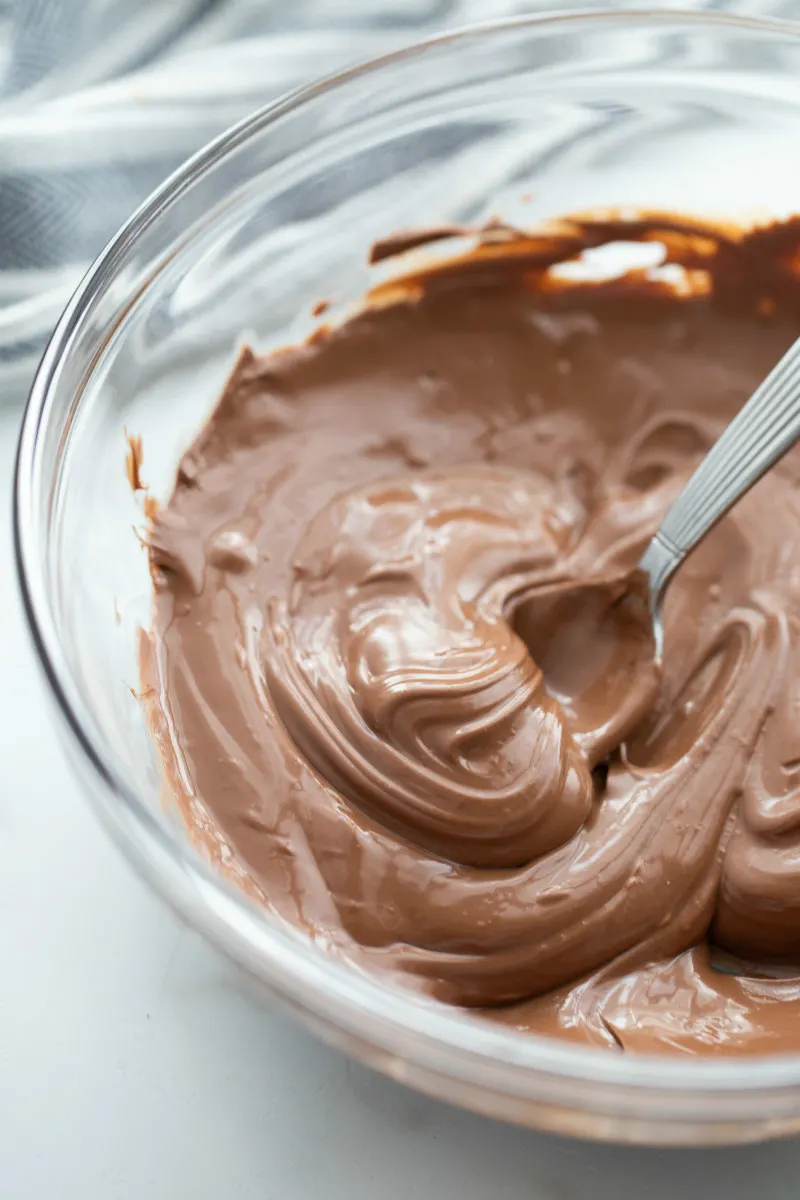 melted chocolate in glass bowl