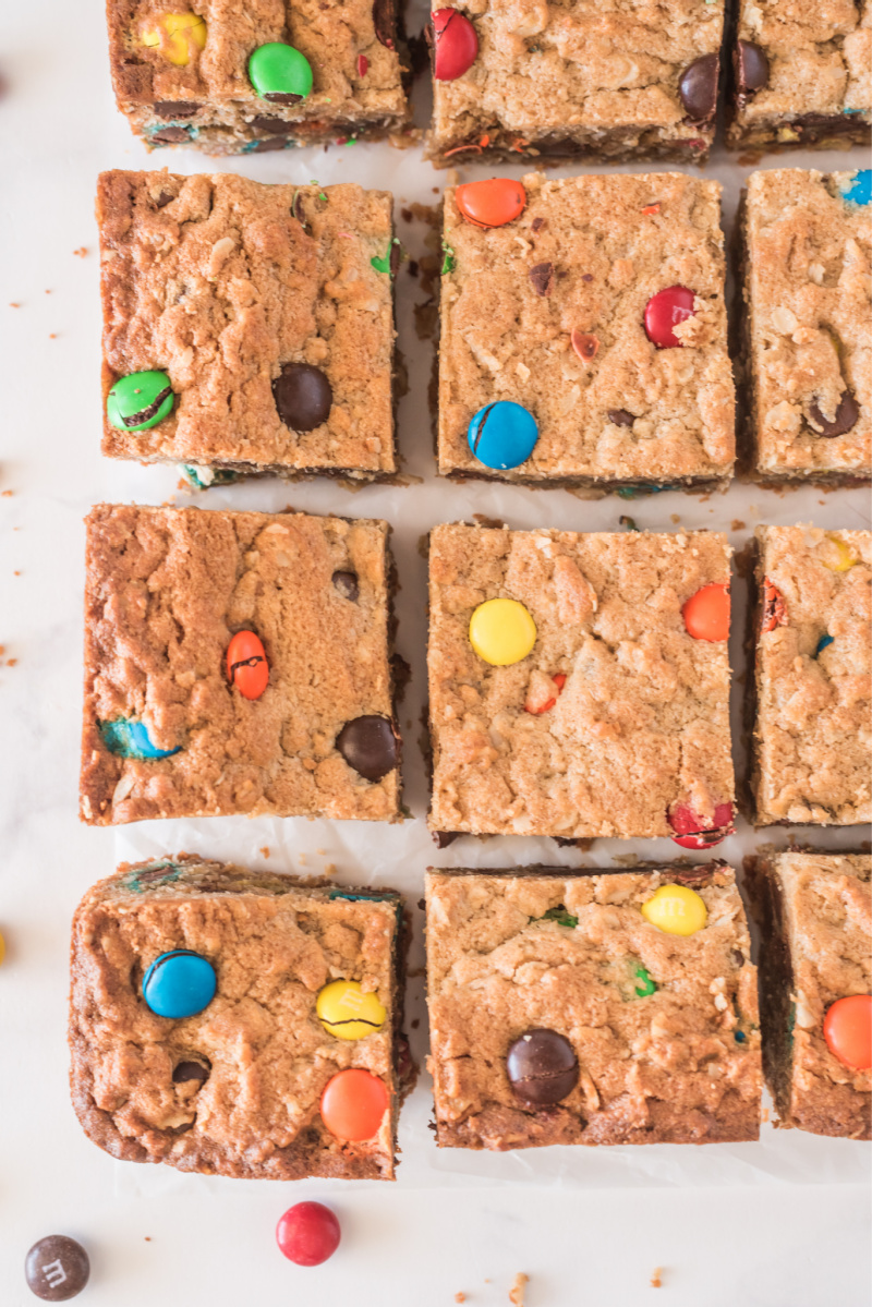 easy monster cookie bars 