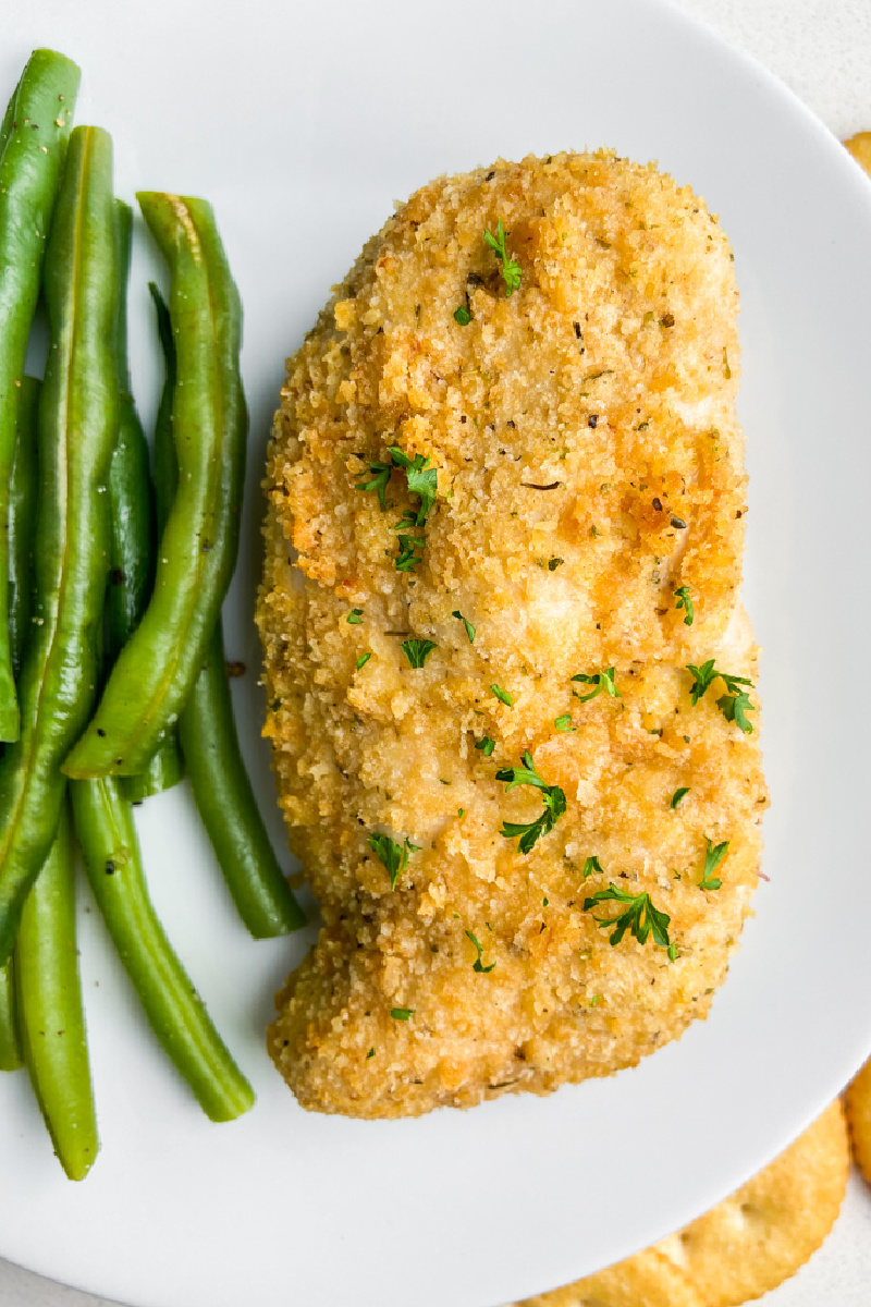 ritz cracker chicken with green beans on the side