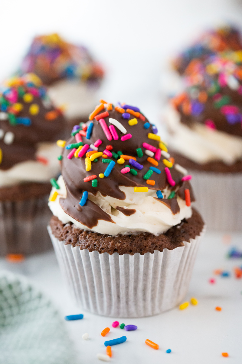 sundae cupcakes