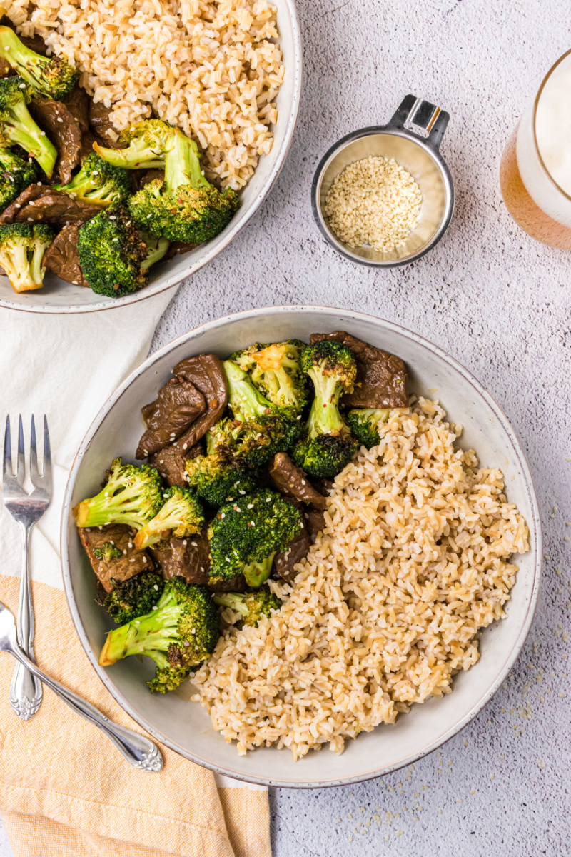 air fryer beef and broccoli in bowl with rice