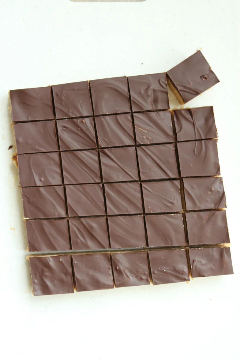 no bake peanut butter slab cut into bars