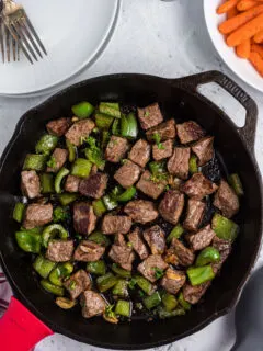 garlic butter steak bites in cast iron skillet