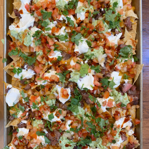 sheet pan steak nachos