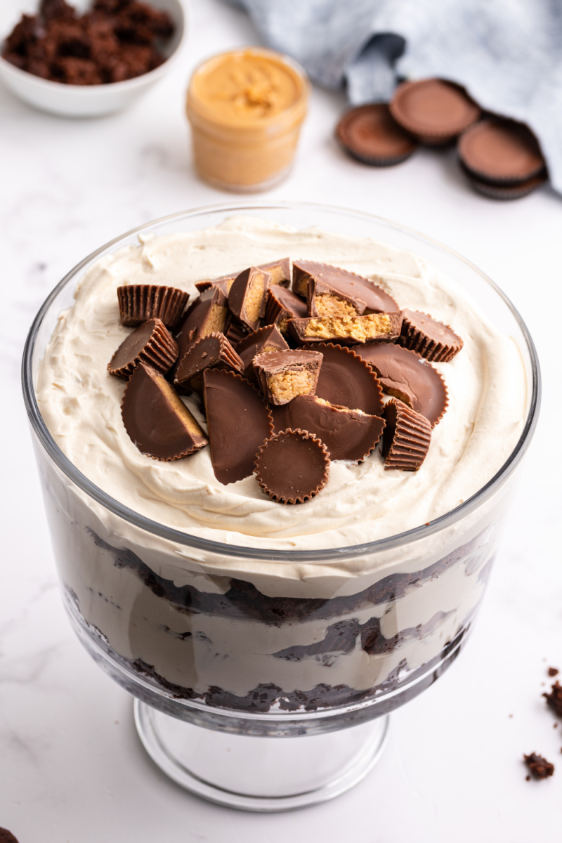 peanut butter cup brownie trifle