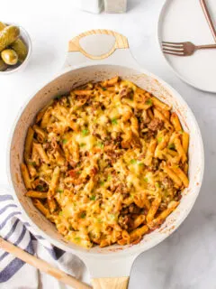 skillet with bacon cheeseburger pasta