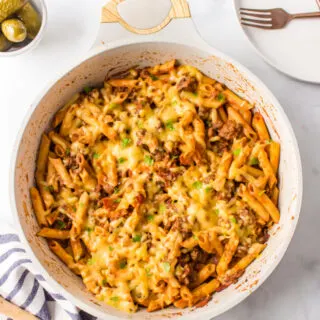 skillet with bacon cheeseburger pasta