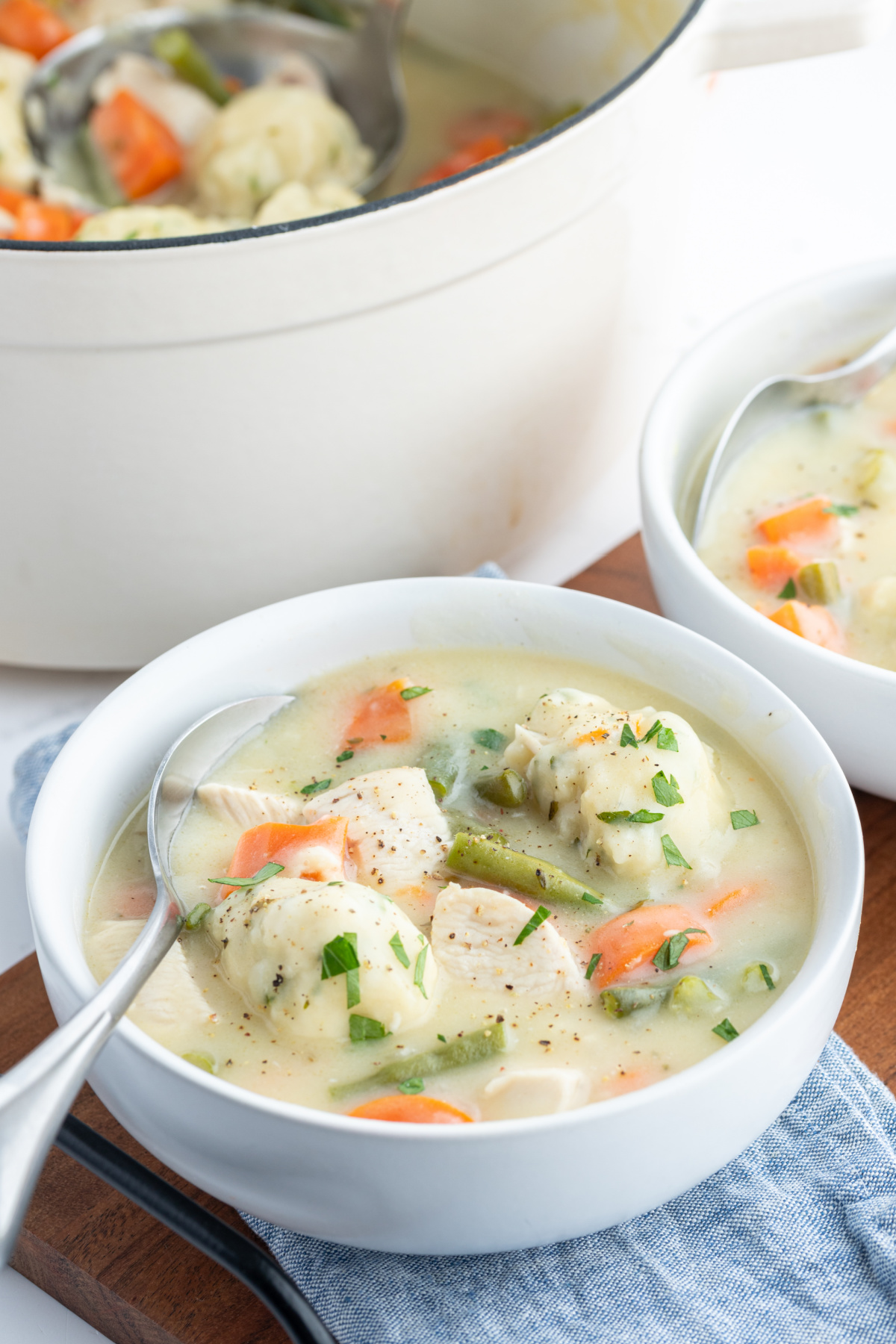 bowl of chicken and dumplings