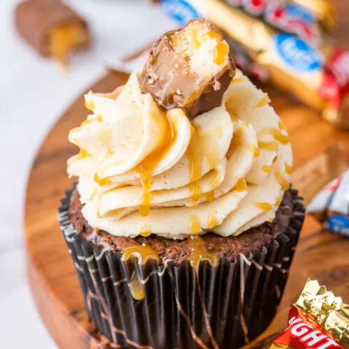 twix bar cupcake