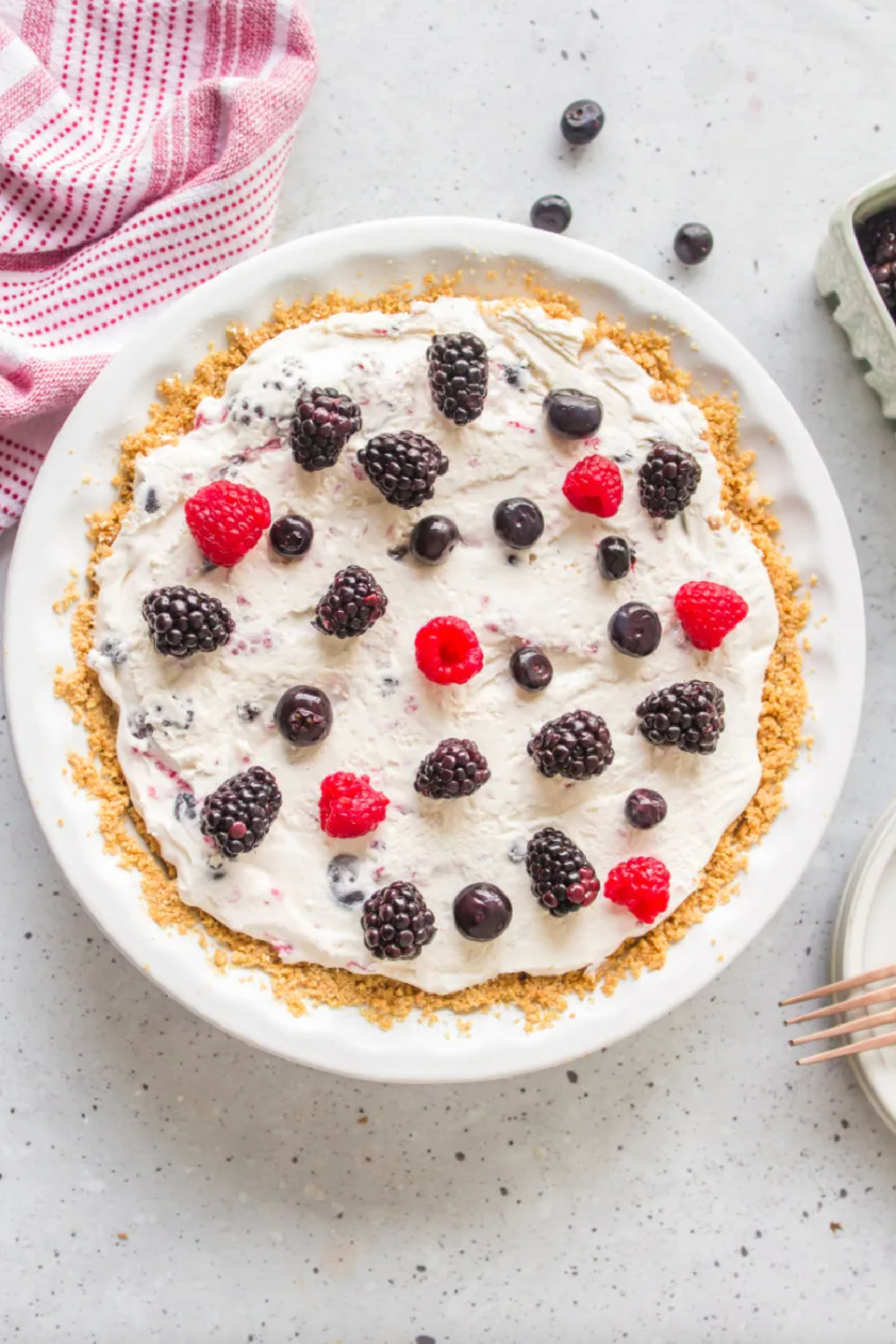 overhead shot of easy no bake berry pie