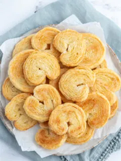palmiers in a basket