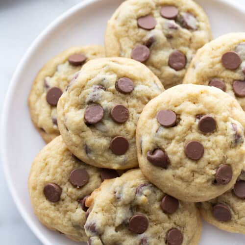peek at chocolate chip pudding cookies on a plate